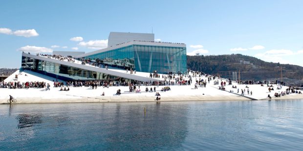 Nhà hát Oslo - quê hương của Ông già Noel