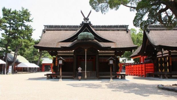 Đền Sumiyoshi - địa danh nổi tiếng và cổ kính ở Osaka