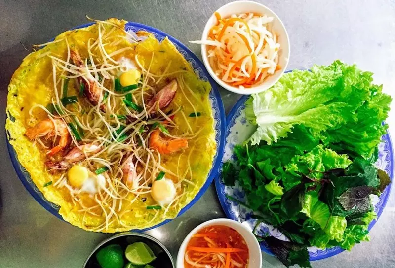 Bánh Căn 51 top 10 quán ăn ngon Nha Trang bạn nên biết